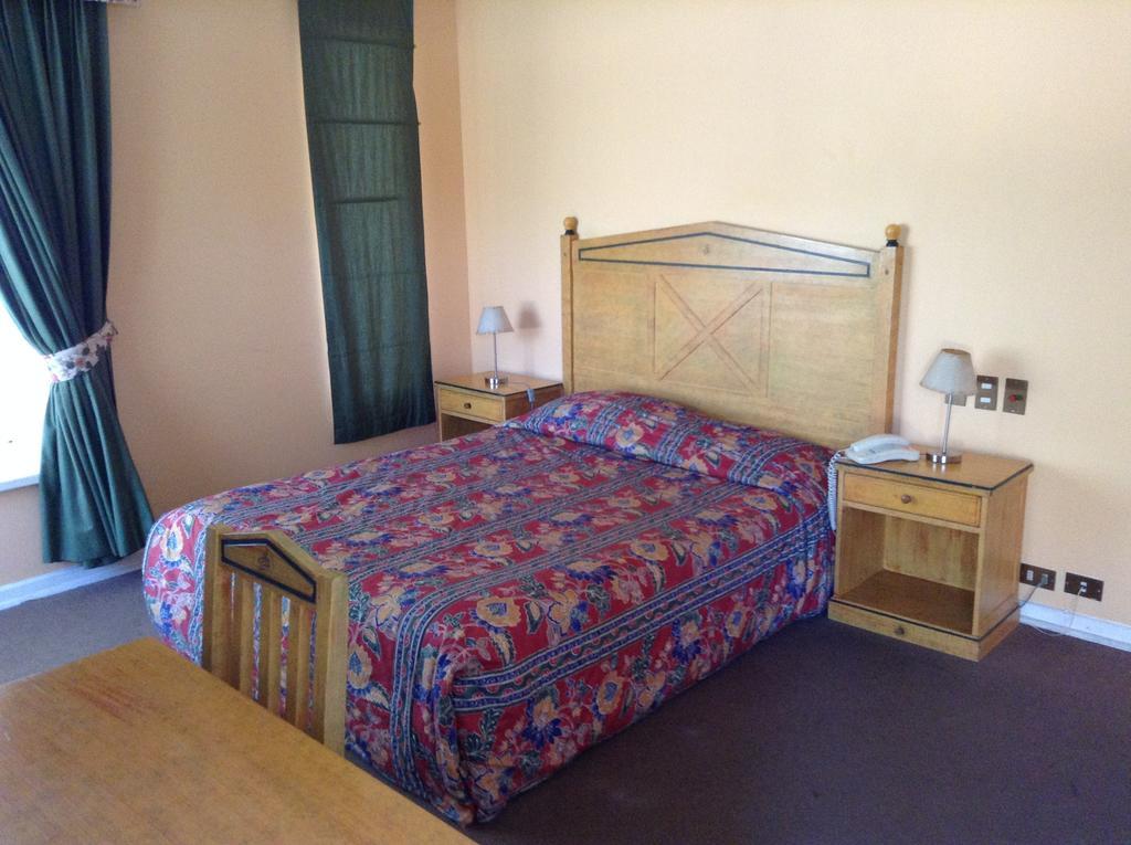 Hotel Alicante Chillán Стая снимка